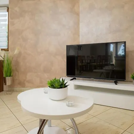 Karla By Istrialux Bale