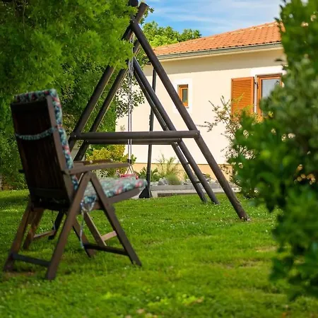 Karla By Istrialux Vila *