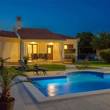 Villa Karla By Istrialux *