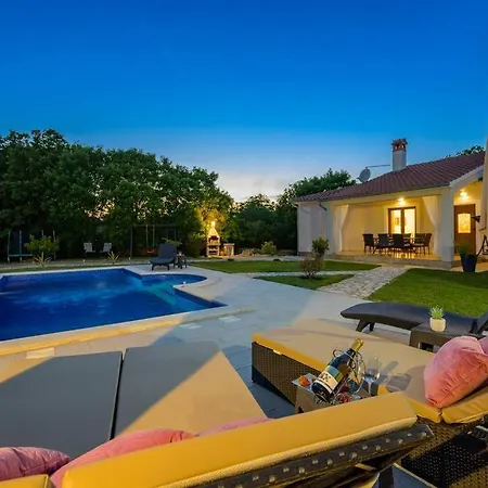 Villa Karla By Istrialux