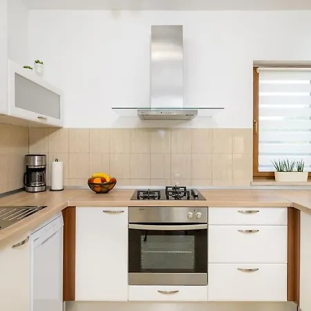 Karla By Istrialux Villa *